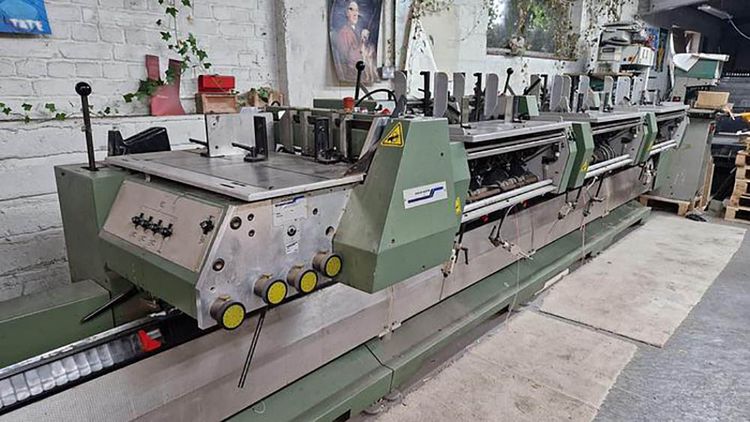 MULLER MARTINI Presto Saddle Stitcher