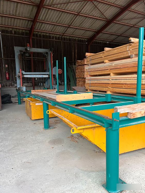 Chainsaw sawmill