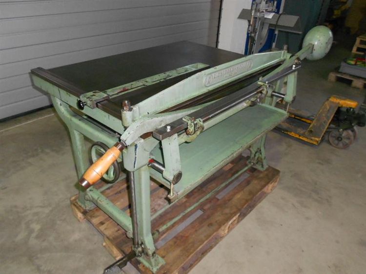 Others 110, Cardboard Cutter