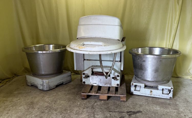 WP UC 80 A Batch Mixer