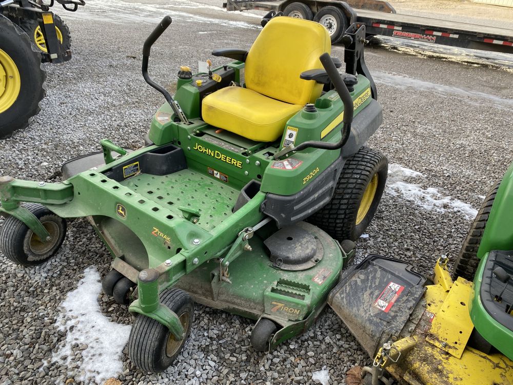 John Deere Z920A Zeroturn Mowers