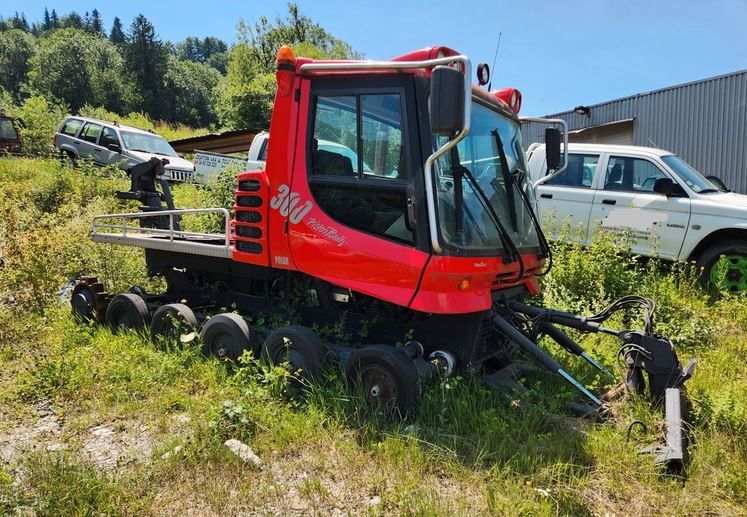 Pistenbully PB 300