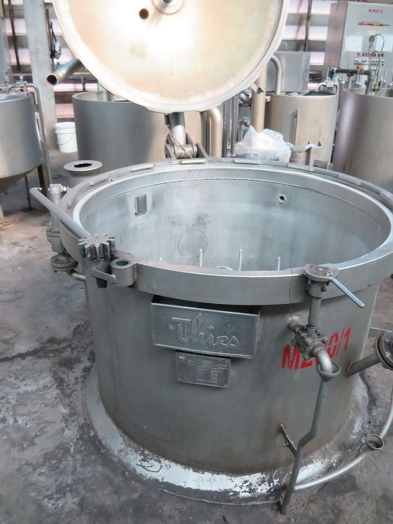 2 Thies HT yarn dyeing machines