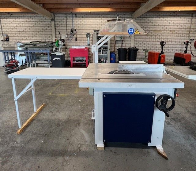 Harwi 130 Circular saw