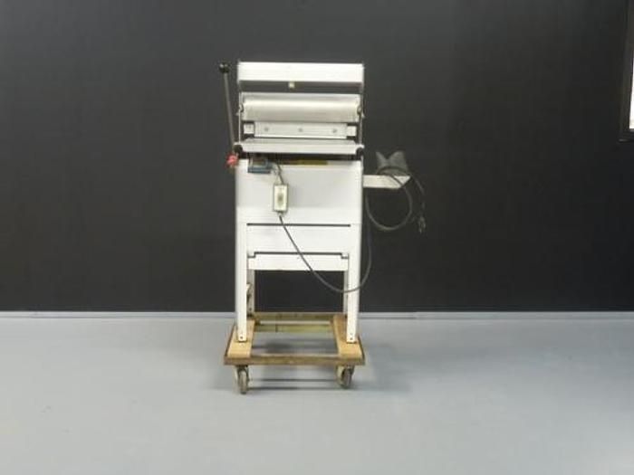Oliver 777 BREAD SLICER
