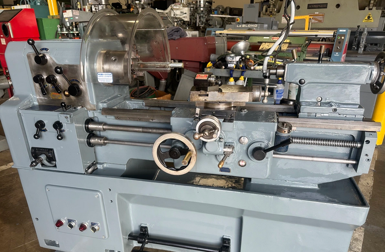 Cadillac Engine Lathe 1800 RPM 14″ X 28″