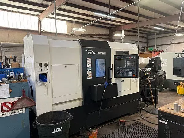 Hyundai CNC CONTROL 4000 rpm HYUNDAI WIA L2100SY 2 Axis