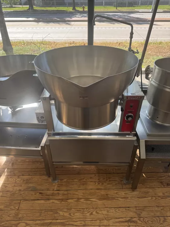 Vulcan VGCTS16 Skillet/Braising Pan