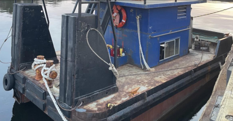 24.8’ x 13.8 x 6’ Truckable Push Boat 530HP