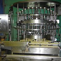 US Bottlers Vacuum Filler