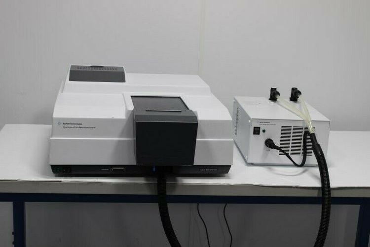 Agilent CARY-300 UV-VIS Spectrophotometer