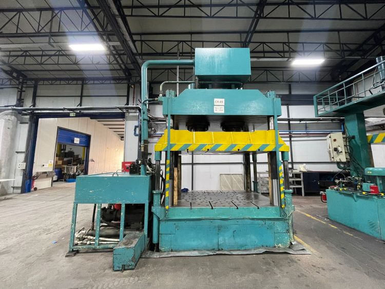 H TYPE HYDRAULIC PRESS 700 TON