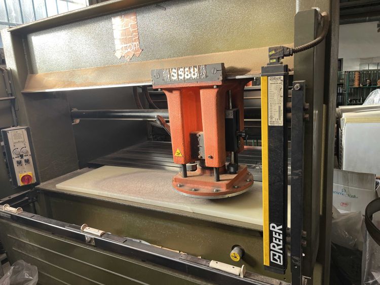 2 Atom S588 trolley die-cutting