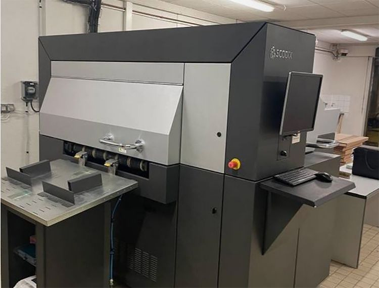 Scodix S75 Digital spot varnishing machine