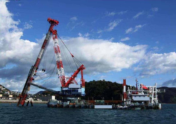 BARGE/WORKING VESSEL LEADING-EDG 250T (MAX LENGTH OF PILE: 60M )