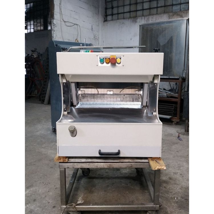 Rego Automatic bread and toast slicer