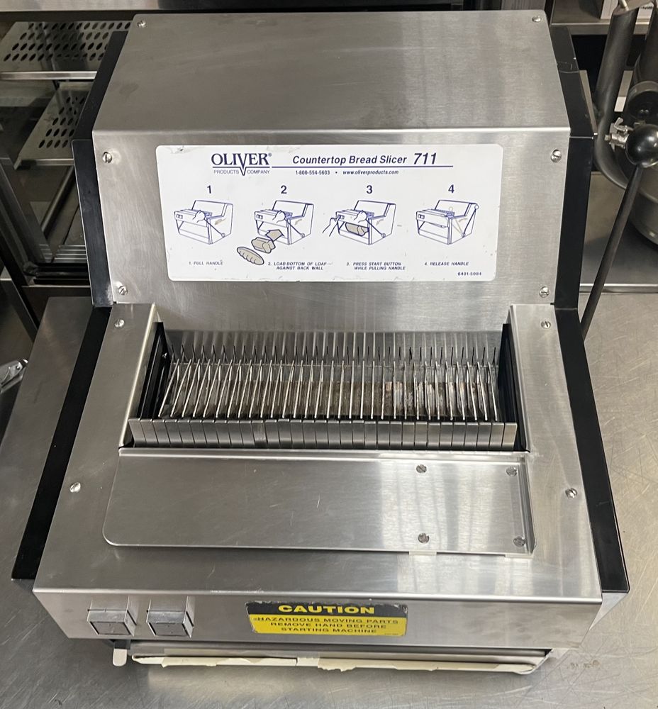 Oliver 711 BREAD SLICER