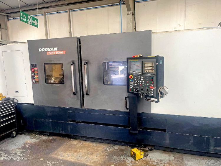 Doosan FANUC i Series 2800rpm Puma 3100XL 2 Axis