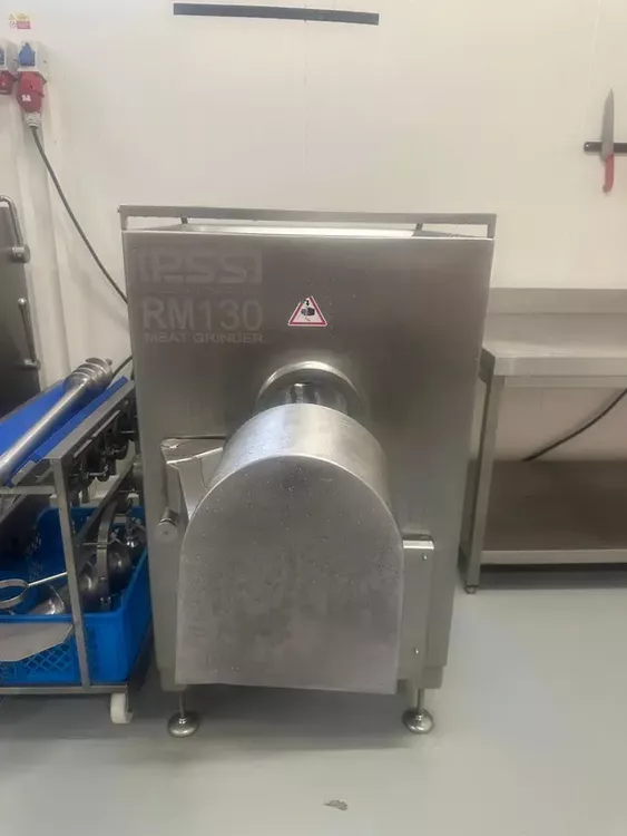 PSS RM 130 grinder