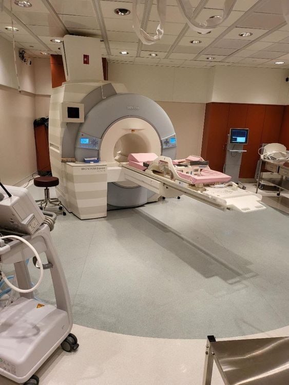 Siemens Espree 18CH MRI