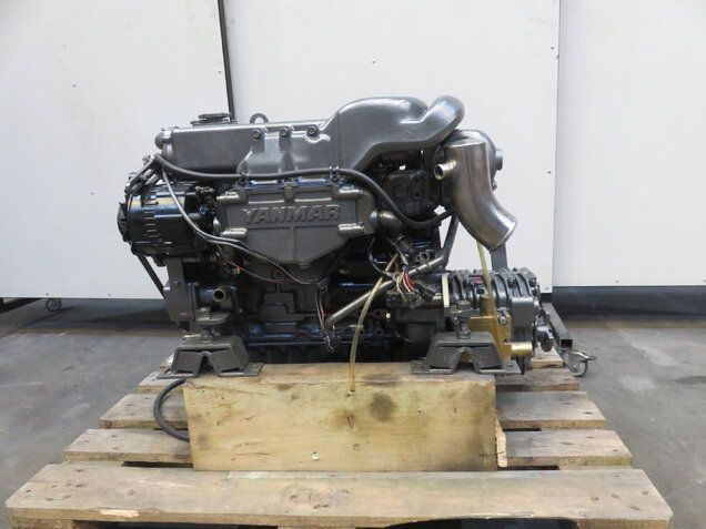 Yanmar 4JH2-UTE 90 HP