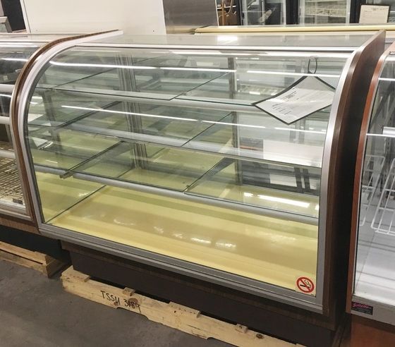 Others DRY BAKERY DISPLAY CASE 61"