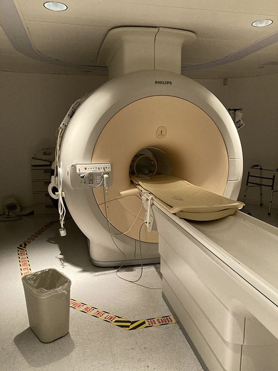Philips Intera Achieva 1.5T MRI
