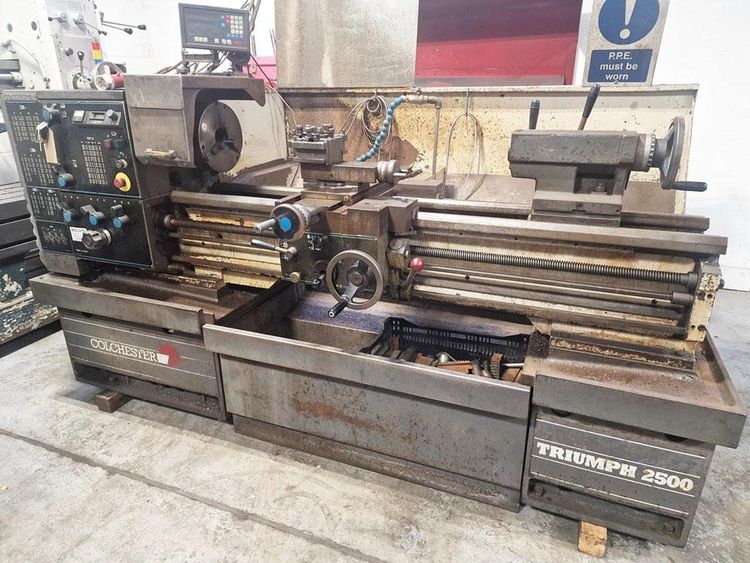 Clausing Colchester GAP BED CENTRE LATHE 2500 rpm (variable) TRIUMPH VS2500 15" x 50"