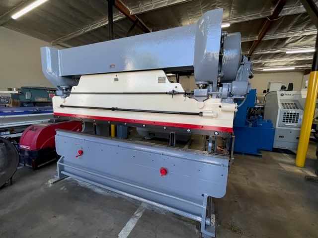 Dreis & Krump 8L10SP Mechanical Press Brake 90 Ton