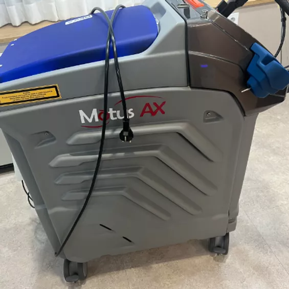 DEKA Motus AX Laser