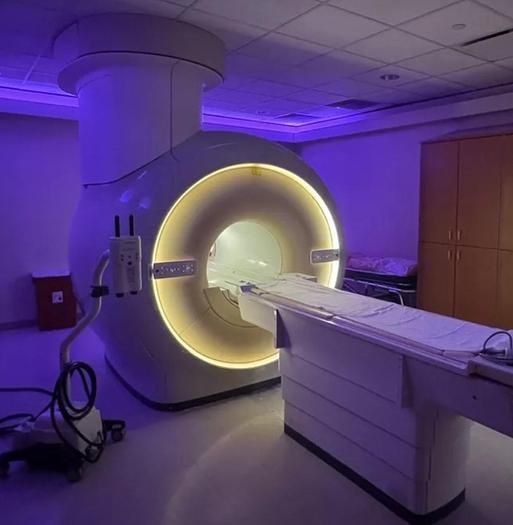 Philips Ingenia 1.5T MRI