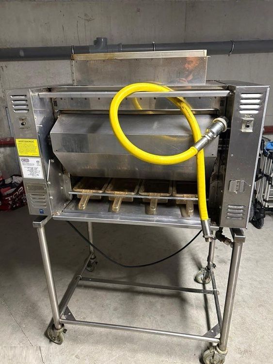 Nieco JF64 Conveyor oven for flame-grilled steaks