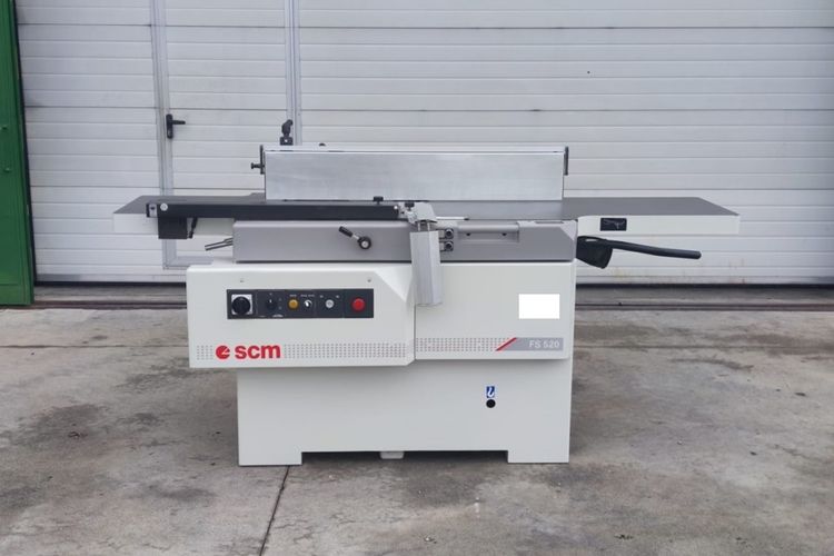 SCM FS 520