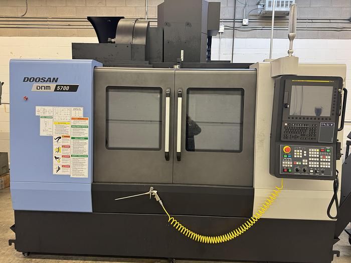 Doosan DNM-5700 3 Axis