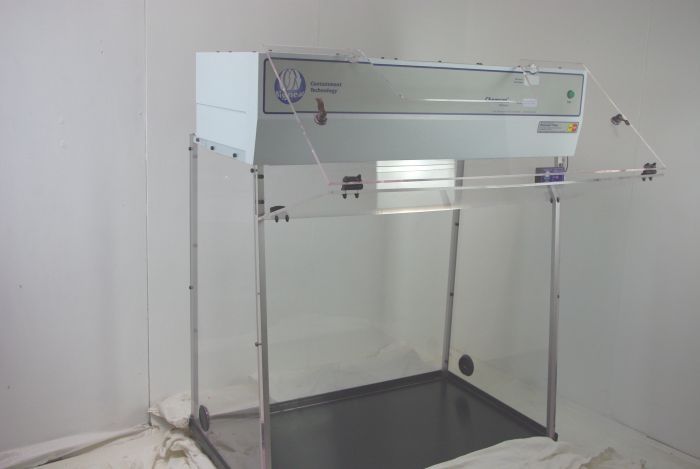 BigNeat Containment Technology Fume Cabinet