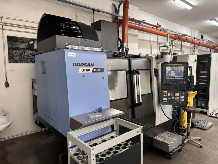 Doosan DNM 4500 3 Axis