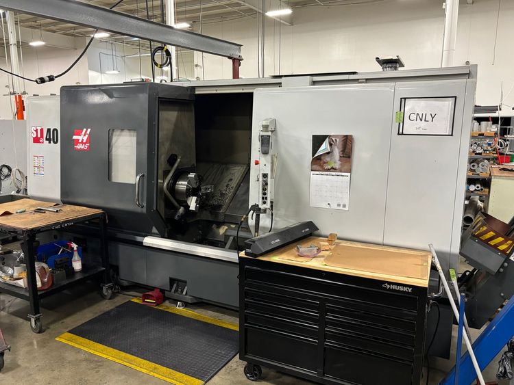 Haas HAAS CNC 2400 rpm ST-40 CNC CHUCKER 2 Axis