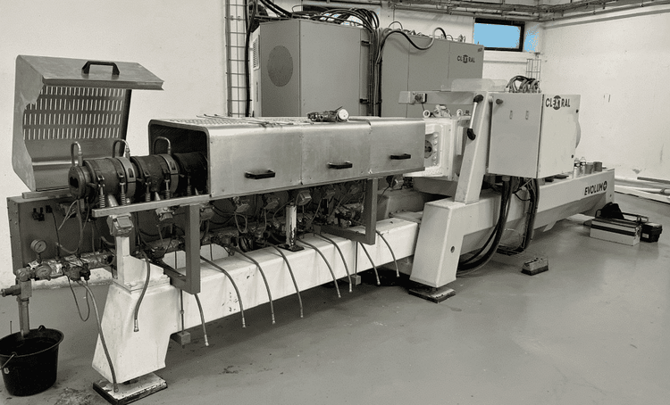 Clextral EVOLUM+ 53  Twin-screw extruder