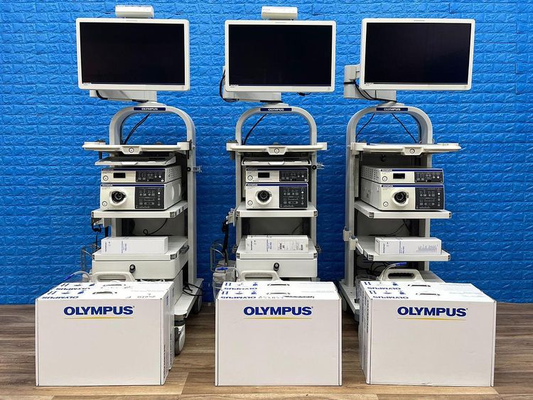 Olympus CV-190 with CLV-190 Endoscopy Tower