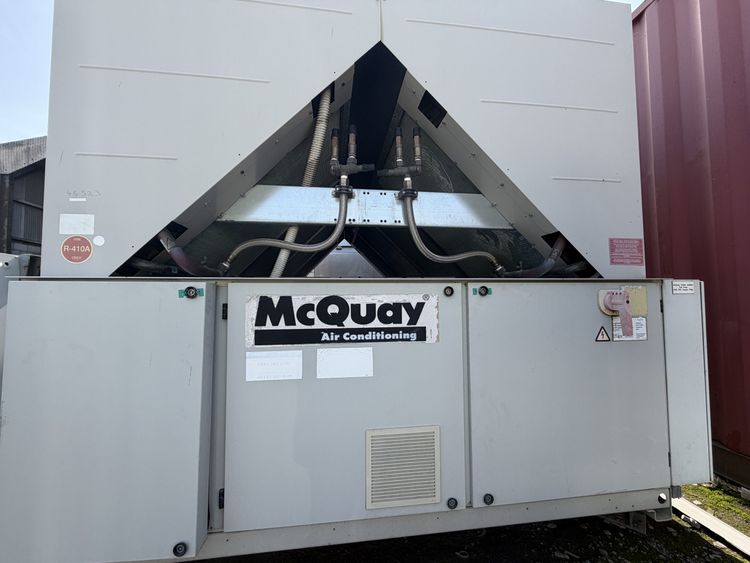 McQuay ACZC 130.2 Water Chiller