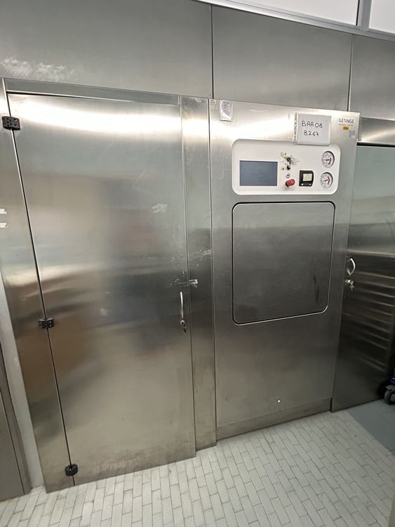 Getinge GSS 67H  STEAM AUTOCLAVE