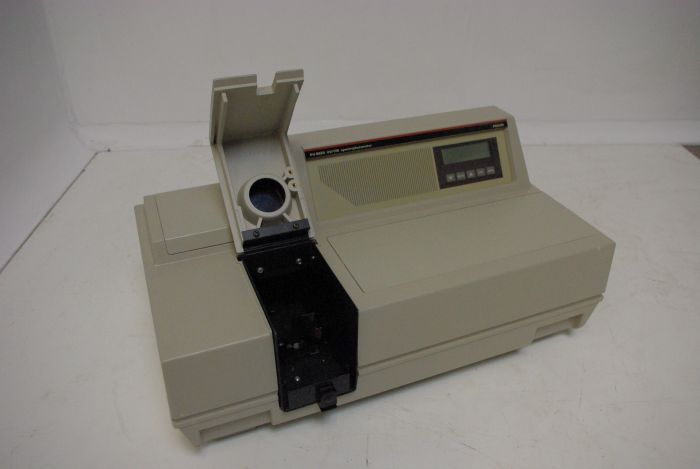 Unicam PU8625 UV/Vis spectrophotometer With User Manual
