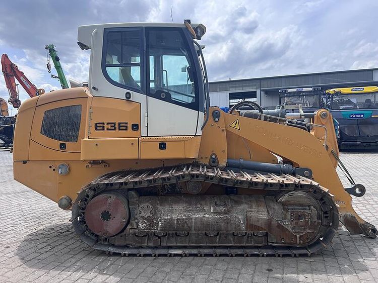 Liebherr LR 636