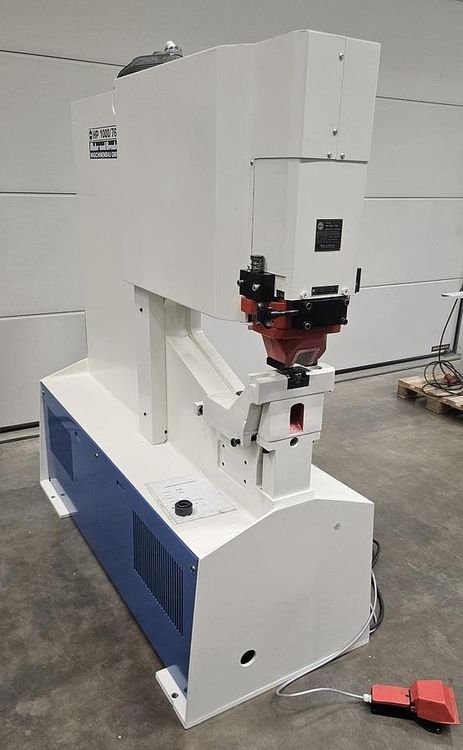 Mubea HP 1000 1000 kN