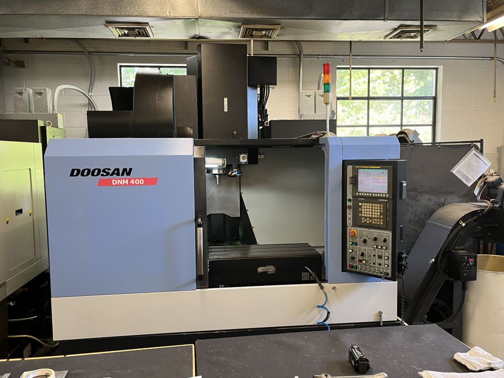 Doosan DNM400 3 Axis