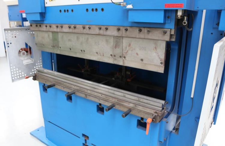 Boschert PROFI 56 - 1400 CNC 56 t
