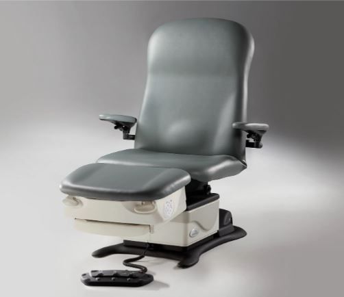 Midmark 647 Power Podiatry Chair / Table