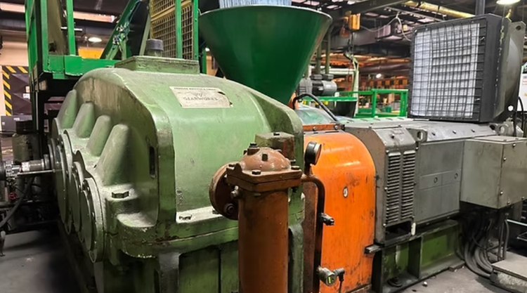 Troester 250/150mm Duplex Extruder