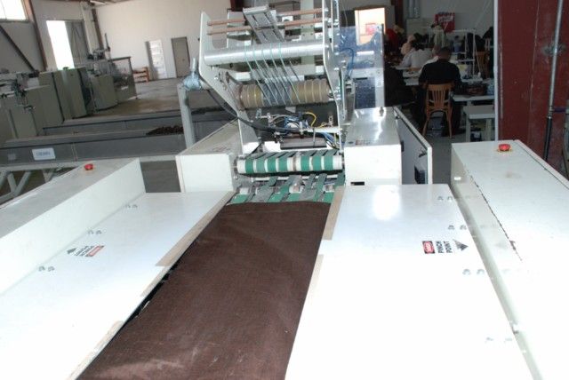 Hitec Automatic flat sheet folding machine