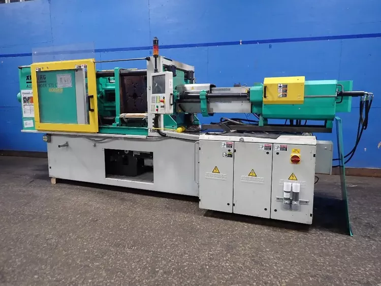 Arburg 570 C 2000-800 Platen size 31" x 31"